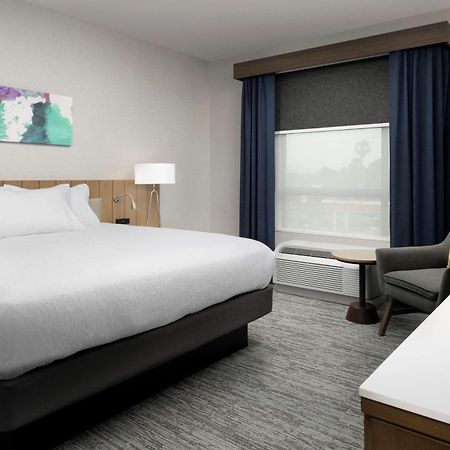 Hilton Garden Inn San Jose Airport Exterior photo