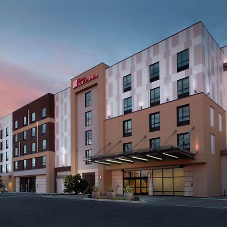 Hilton Garden Inn San Jose Airport Exterior photo
